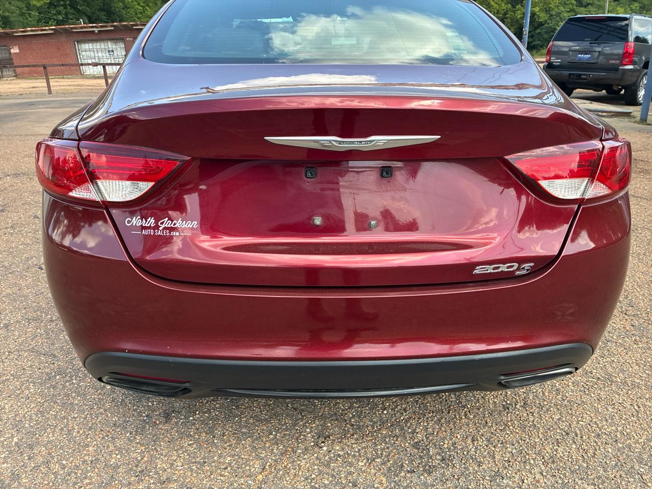 Chrysler 200 4dr Sdn S FWD 2015