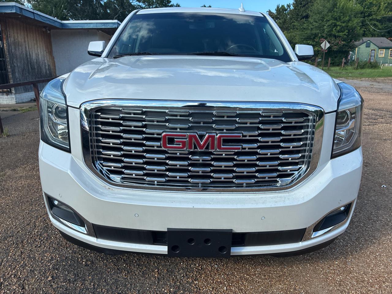 GMC Yukon 4WD 4dr Denali 2018