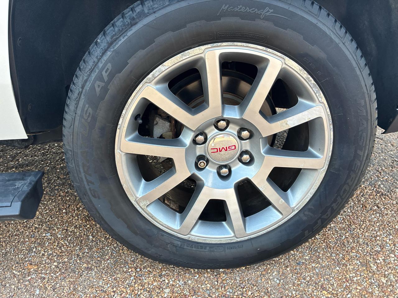 GMC Yukon 4WD 4dr Denali 2018