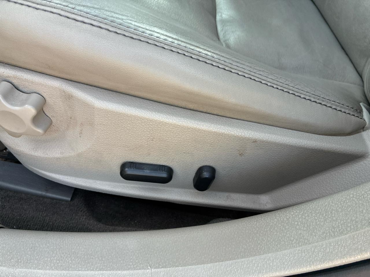 Ford Fusion 4dr Sdn SEL FWD 2010