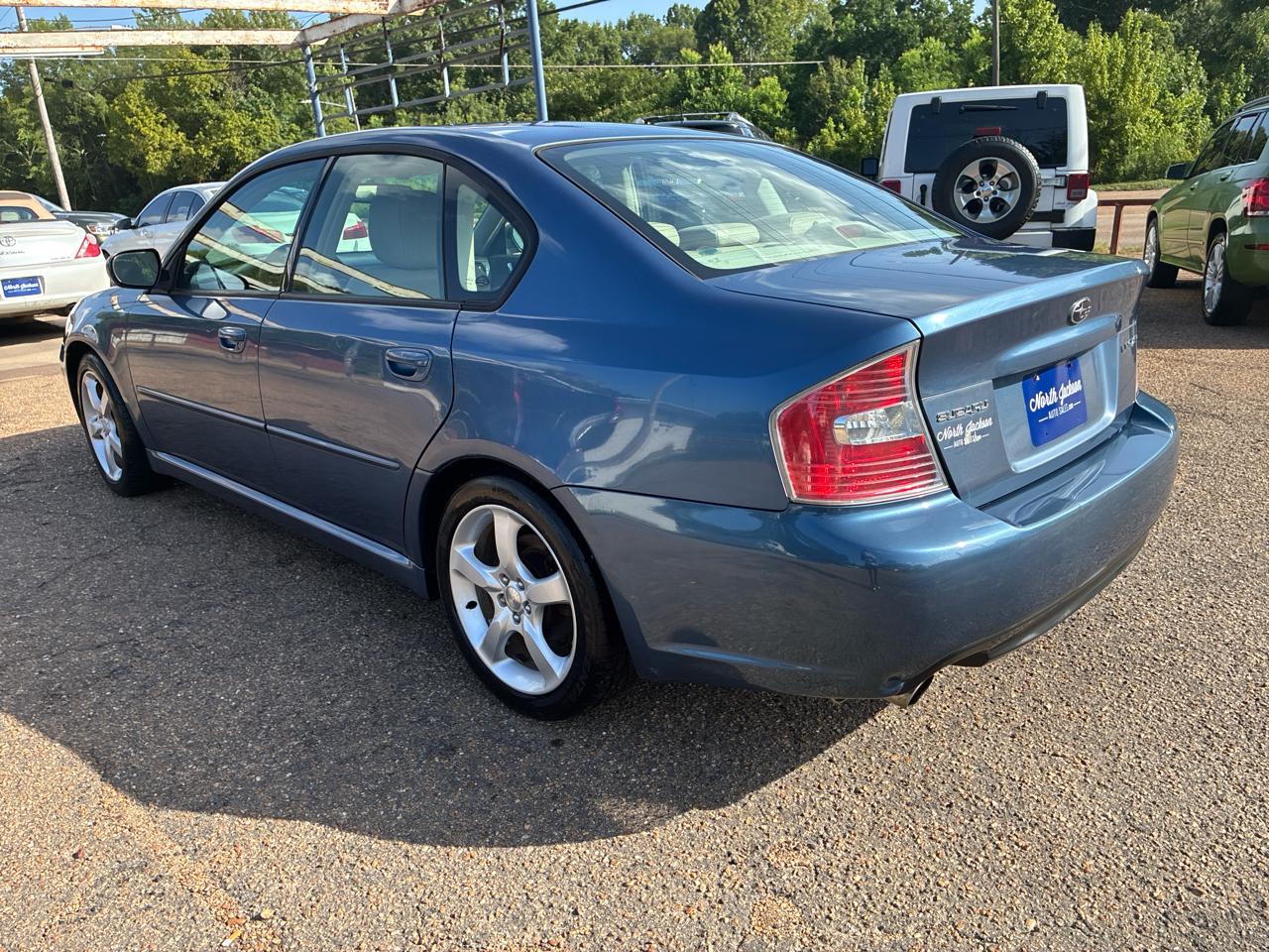 Subaru Legacy Sedan 4dr H4 AT Ltd 2007
