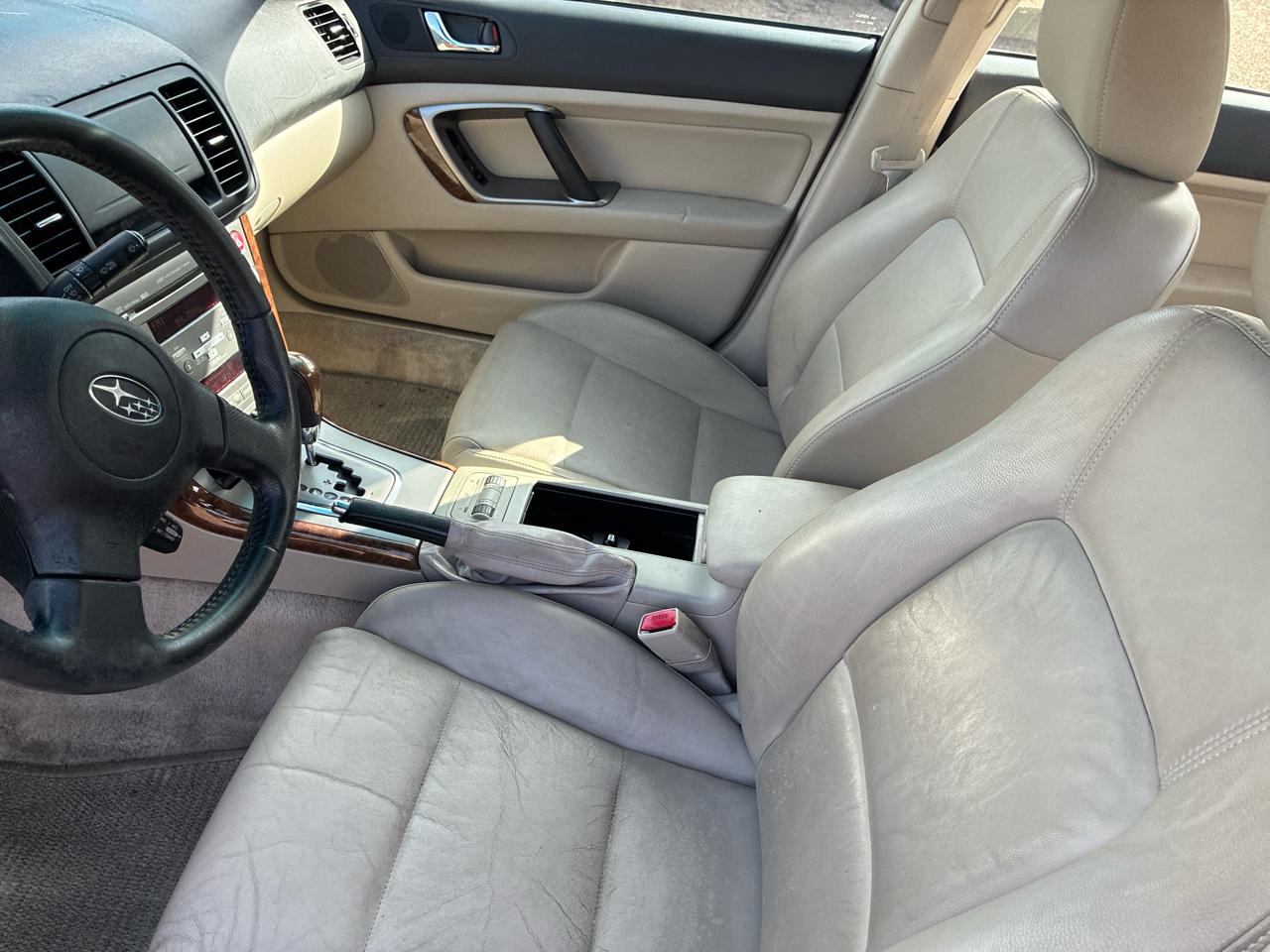 Subaru Legacy Sedan 4dr H4 AT Ltd 2007