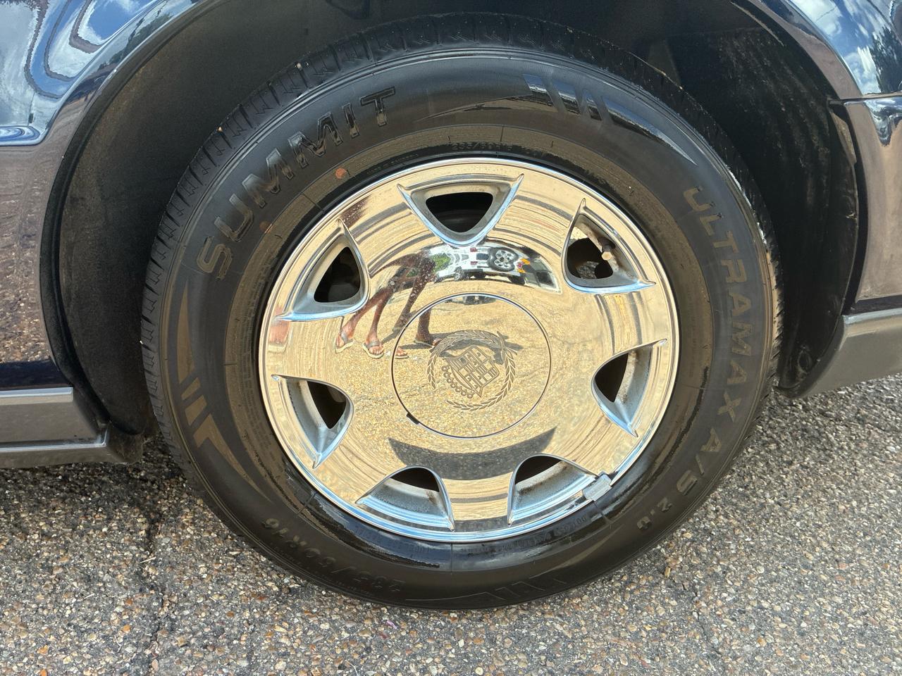Cadillac Seville 4dr Luxury Sdn SLS 1999