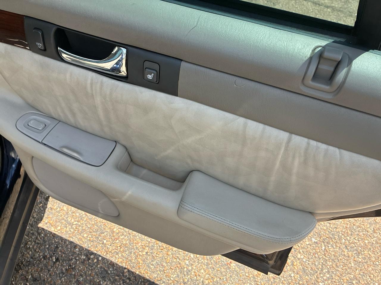 Cadillac Seville 4dr Luxury Sdn SLS 1999