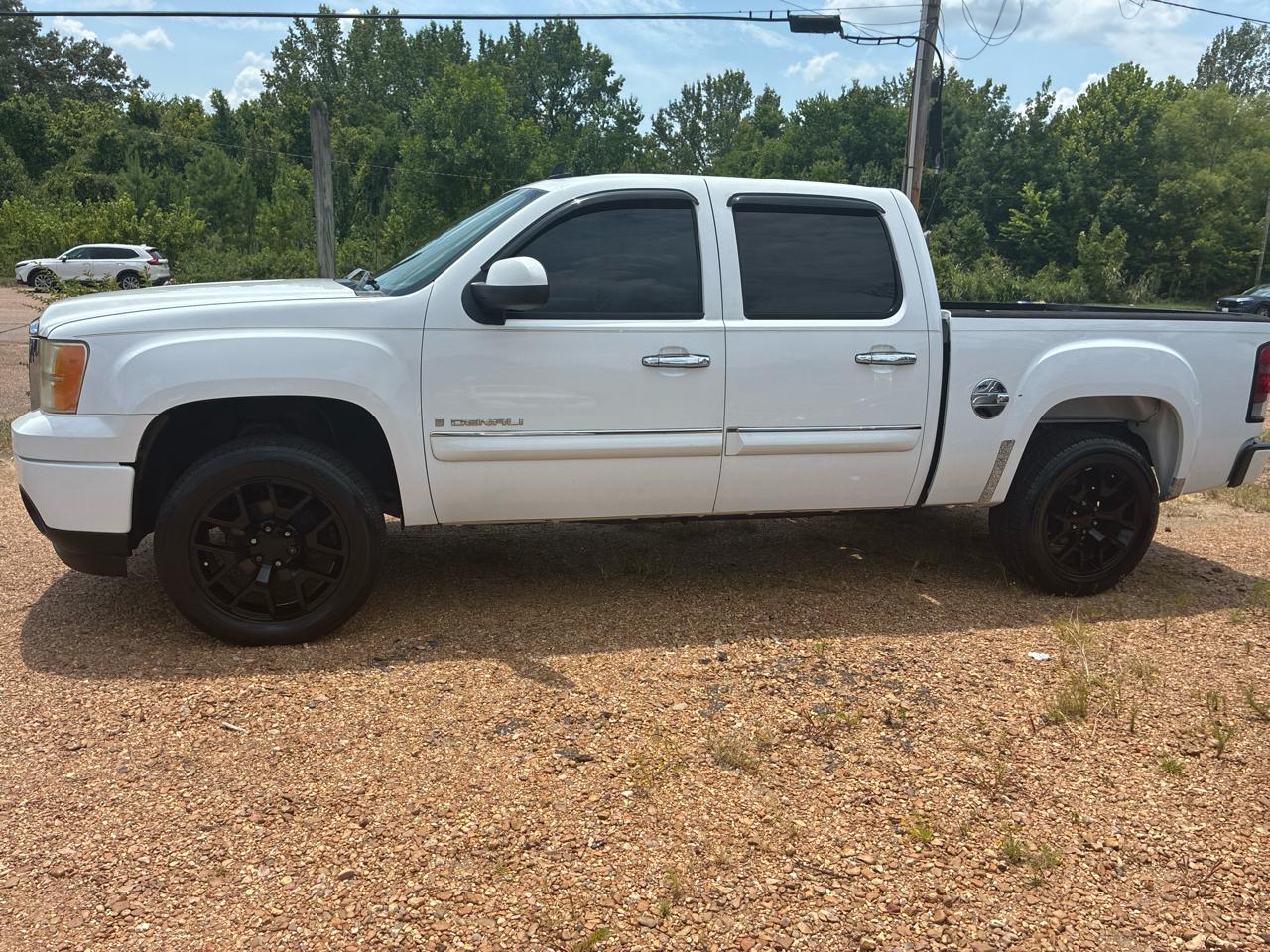 GMC Sierra Denali AWD Crew Cab 143.5" 2007