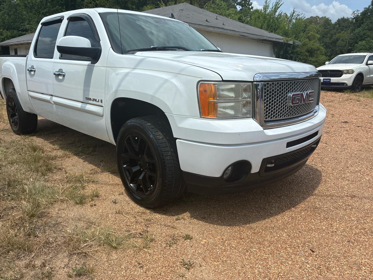 GMC Sierra Denali AWD Crew Cab 143.5" 2007