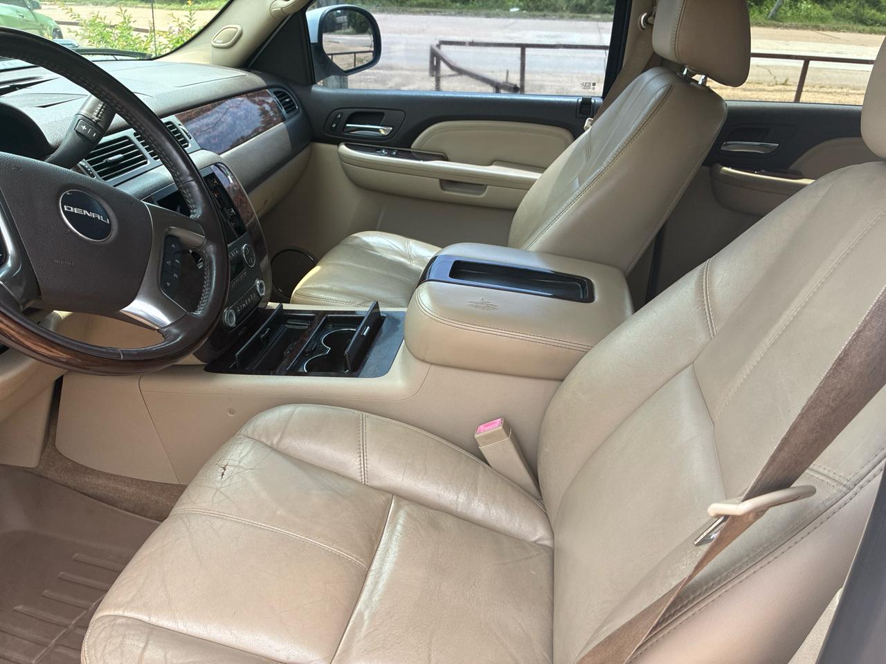 GMC Sierra Denali AWD Crew Cab 143.5" 2007