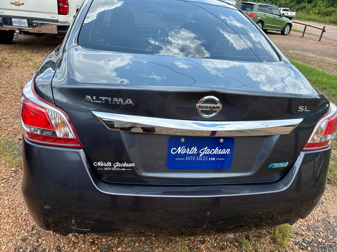 Nissan Altima 4dr Sdn I4 2.5 SL 2013