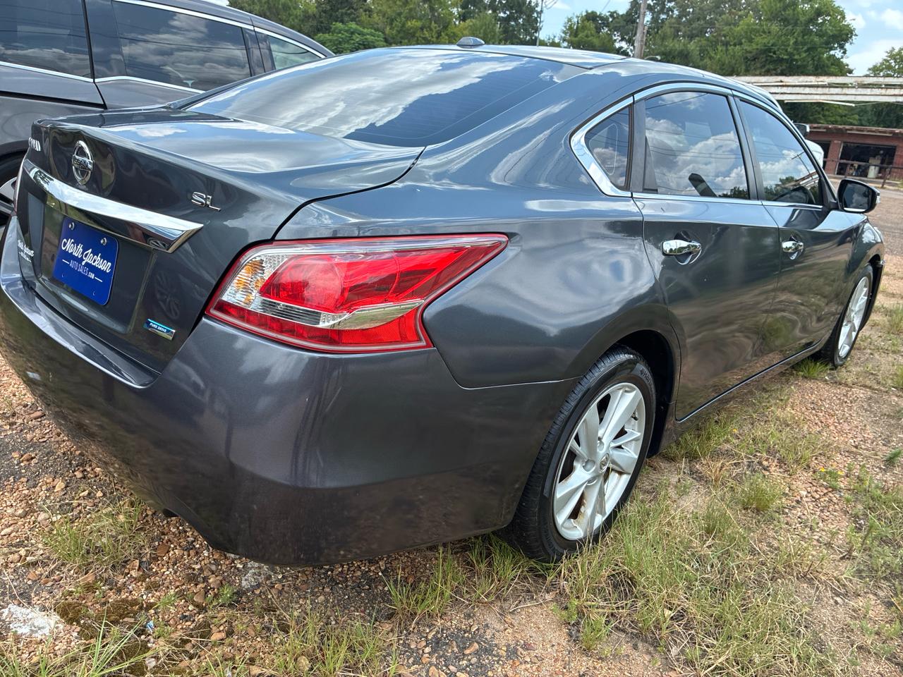 Nissan Altima 4dr Sdn I4 2.5 SL 2013
