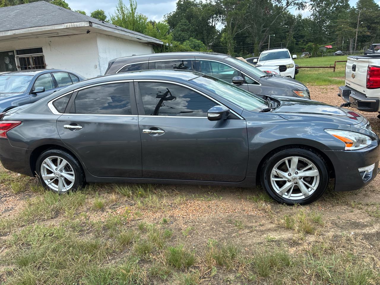 Nissan Altima 4dr Sdn I4 2.5 SL 2013