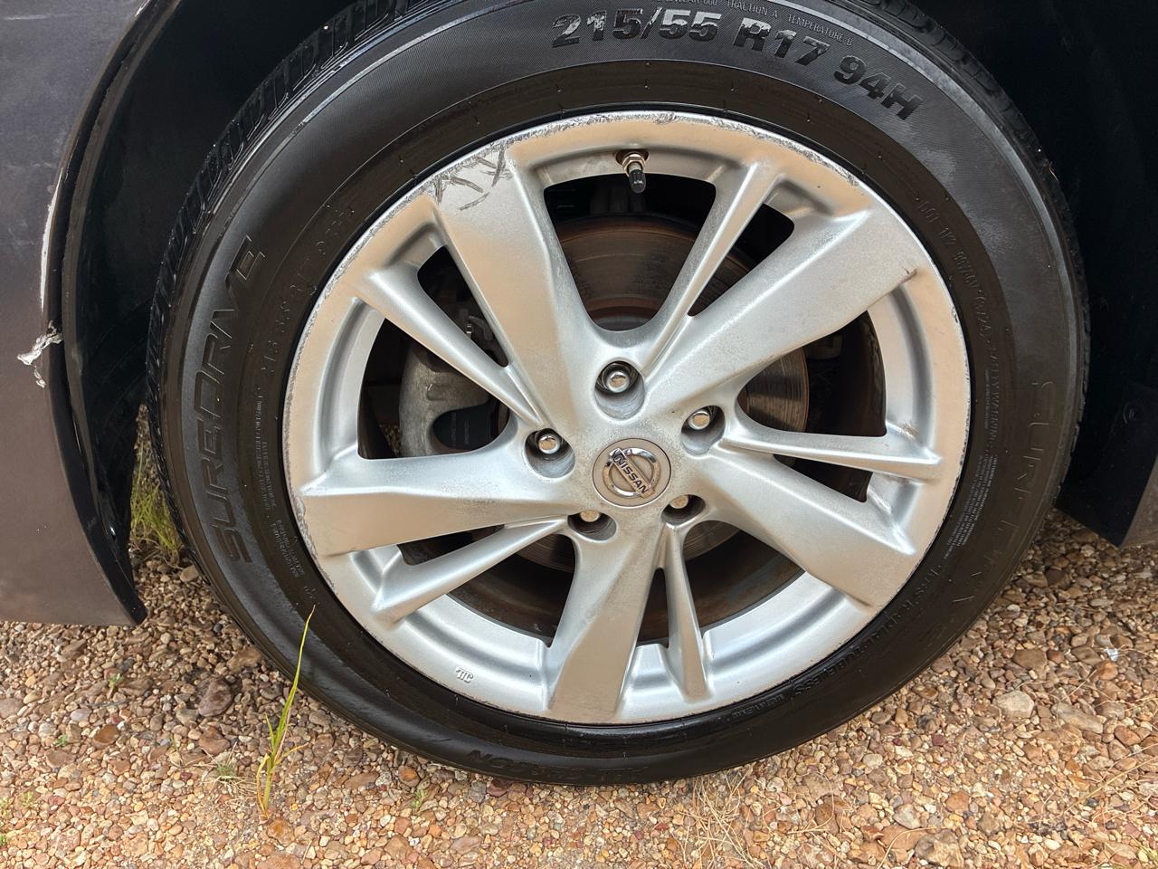 Nissan Altima 4dr Sdn I4 2.5 SL 2013