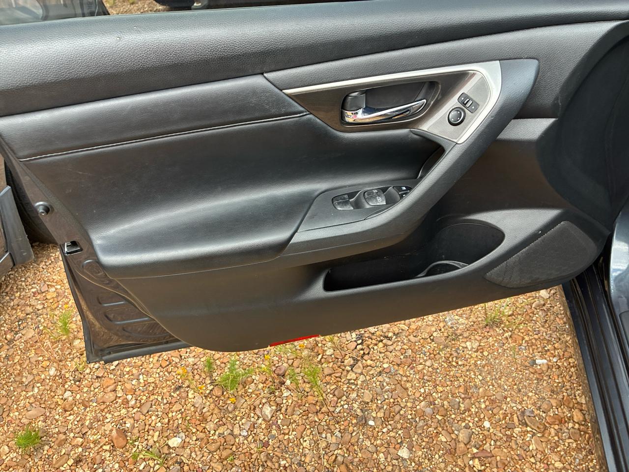 Nissan Altima 4dr Sdn I4 2.5 SL 2013