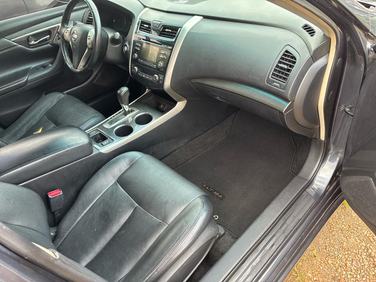 Nissan Altima 4dr Sdn I4 2.5 SL 2013