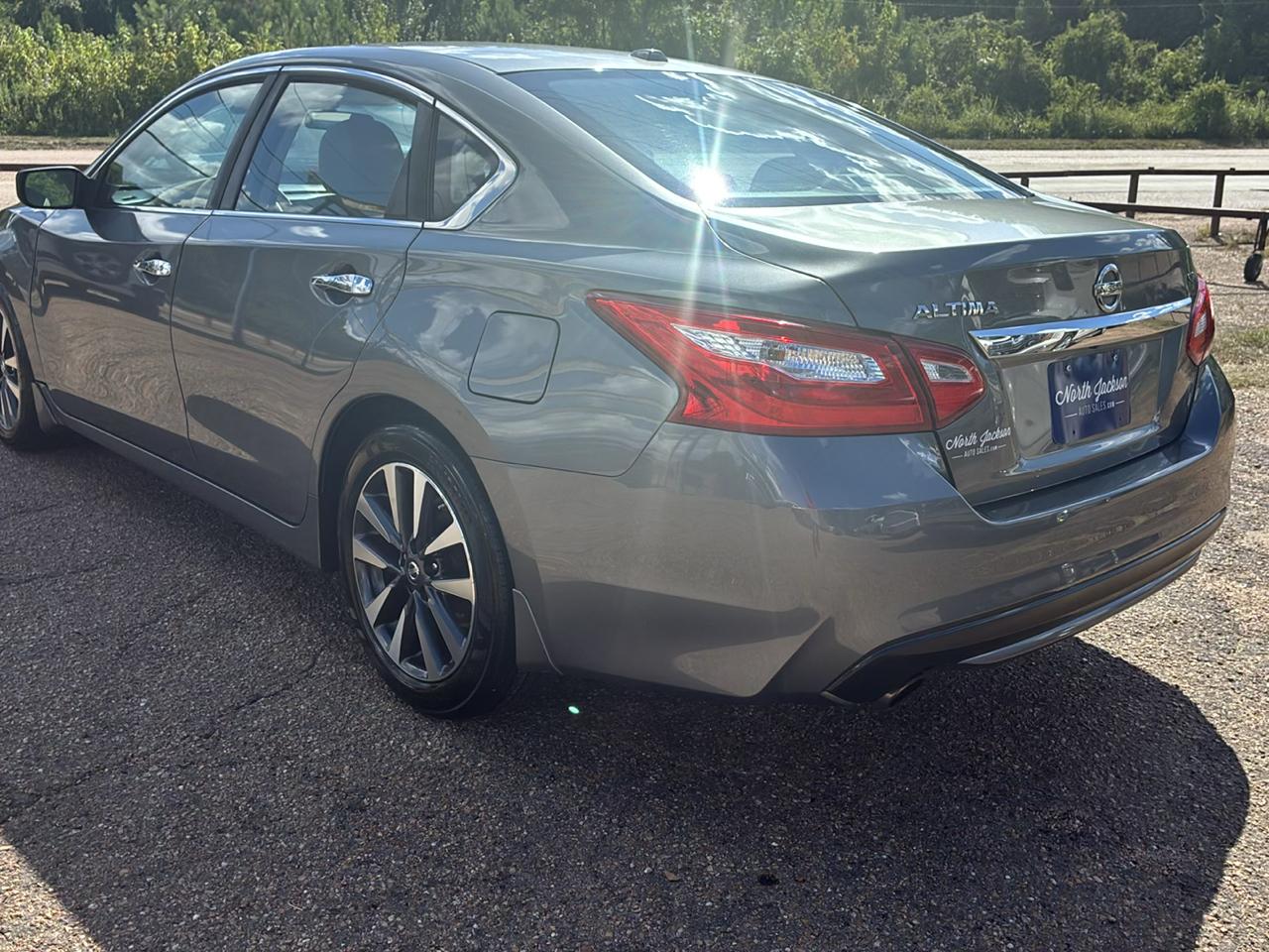 Nissan Altima 4dr Sdn I4 2.5 SV 2016