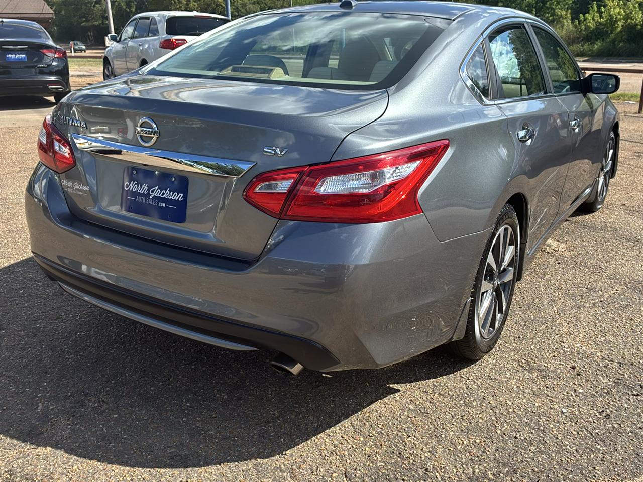 Nissan Altima 4dr Sdn I4 2.5 SV 2016