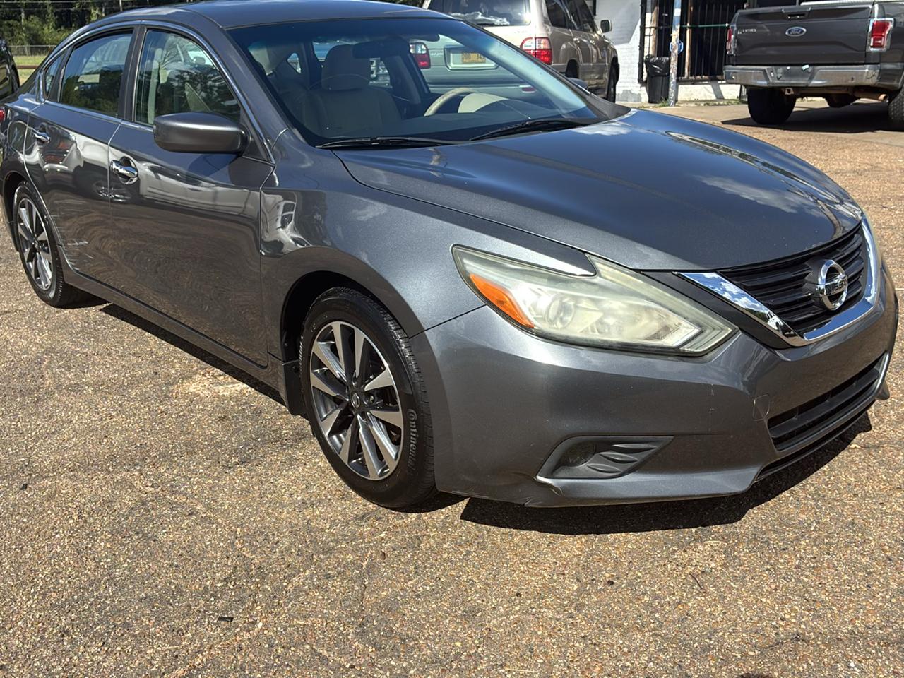 Nissan Altima 4dr Sdn I4 2.5 SV 2016
