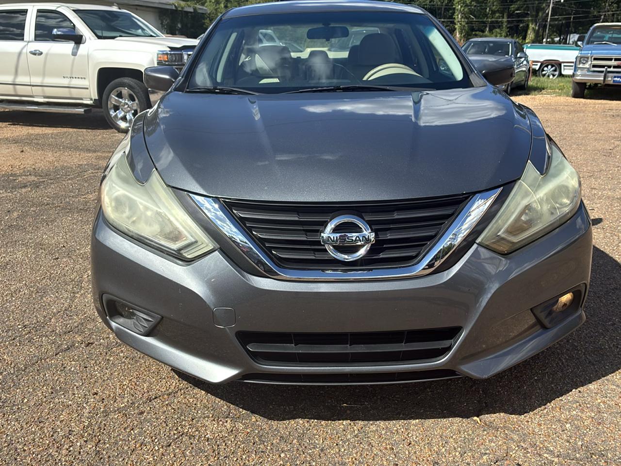 Nissan Altima 4dr Sdn I4 2.5 SV 2016