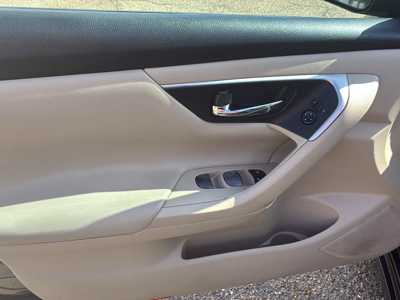 Nissan Altima 4dr Sdn I4 2.5 SV 2016