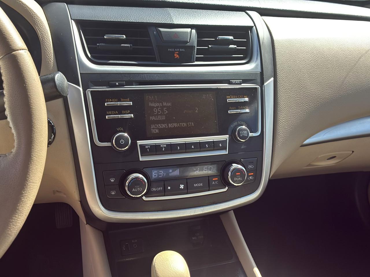 Nissan Altima 4dr Sdn I4 2.5 SV 2016