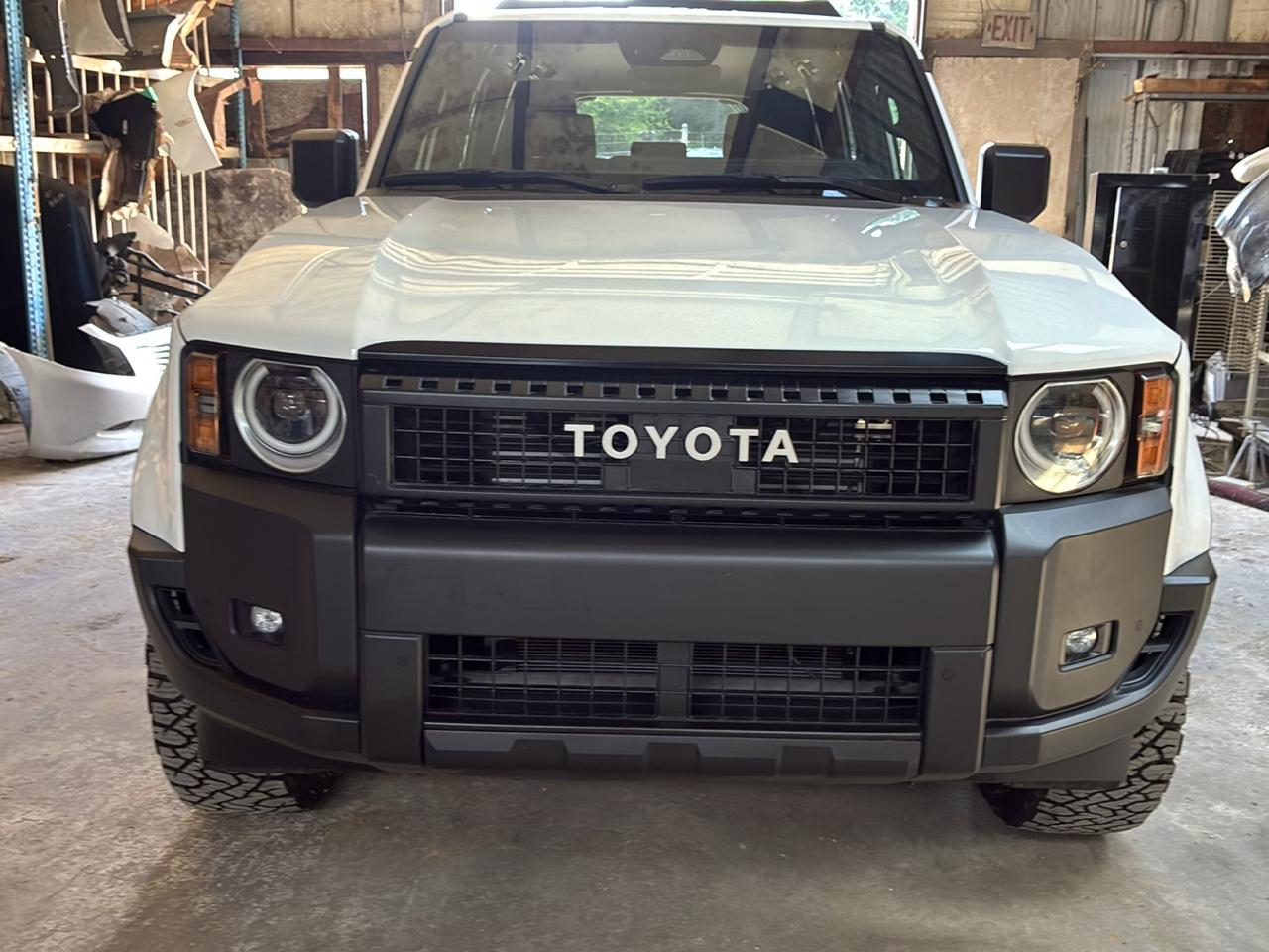 Toyota Land Cruiser 4WD (Natl) 2024