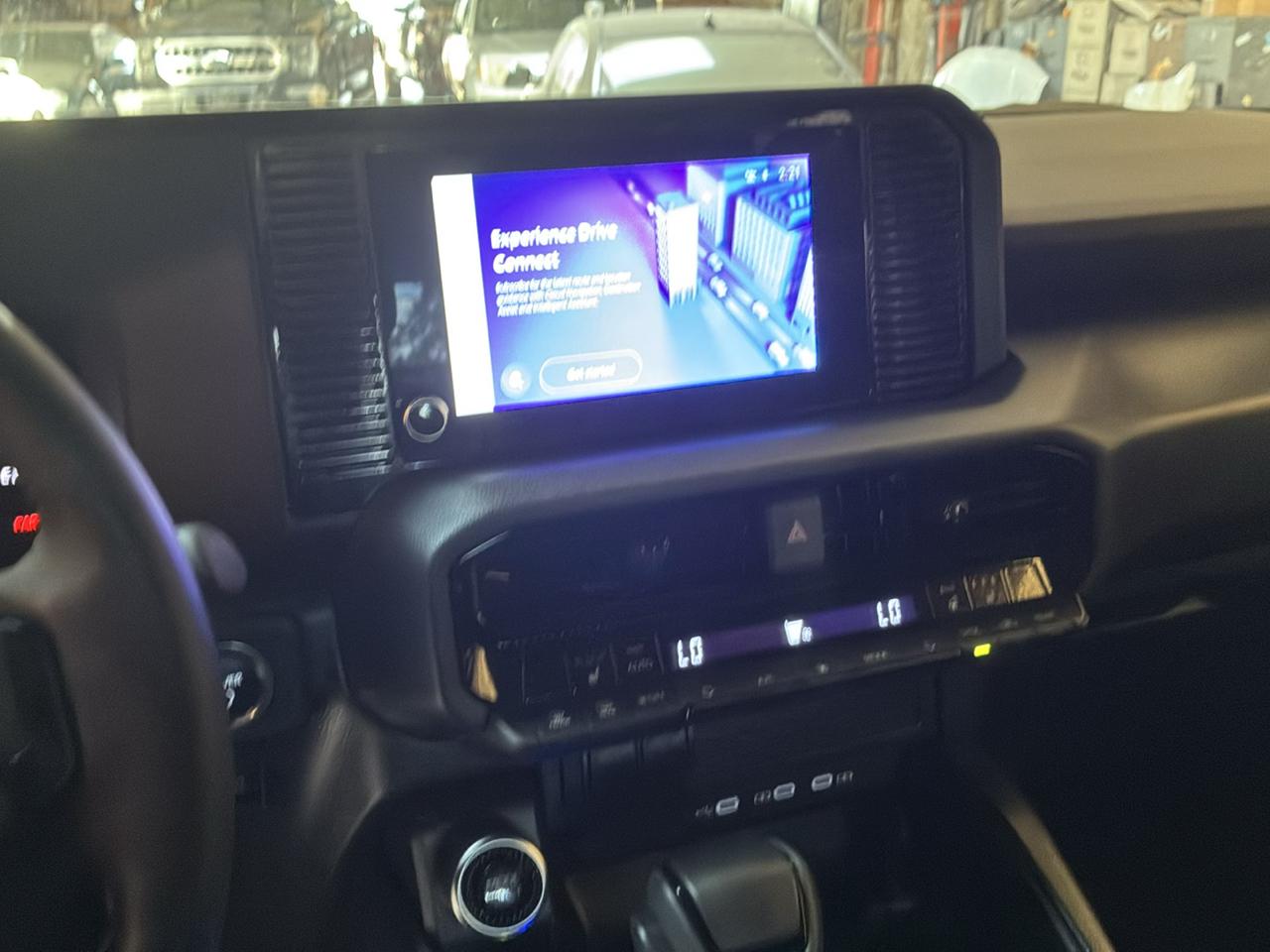 Toyota Land Cruiser 4WD (Natl) 2024