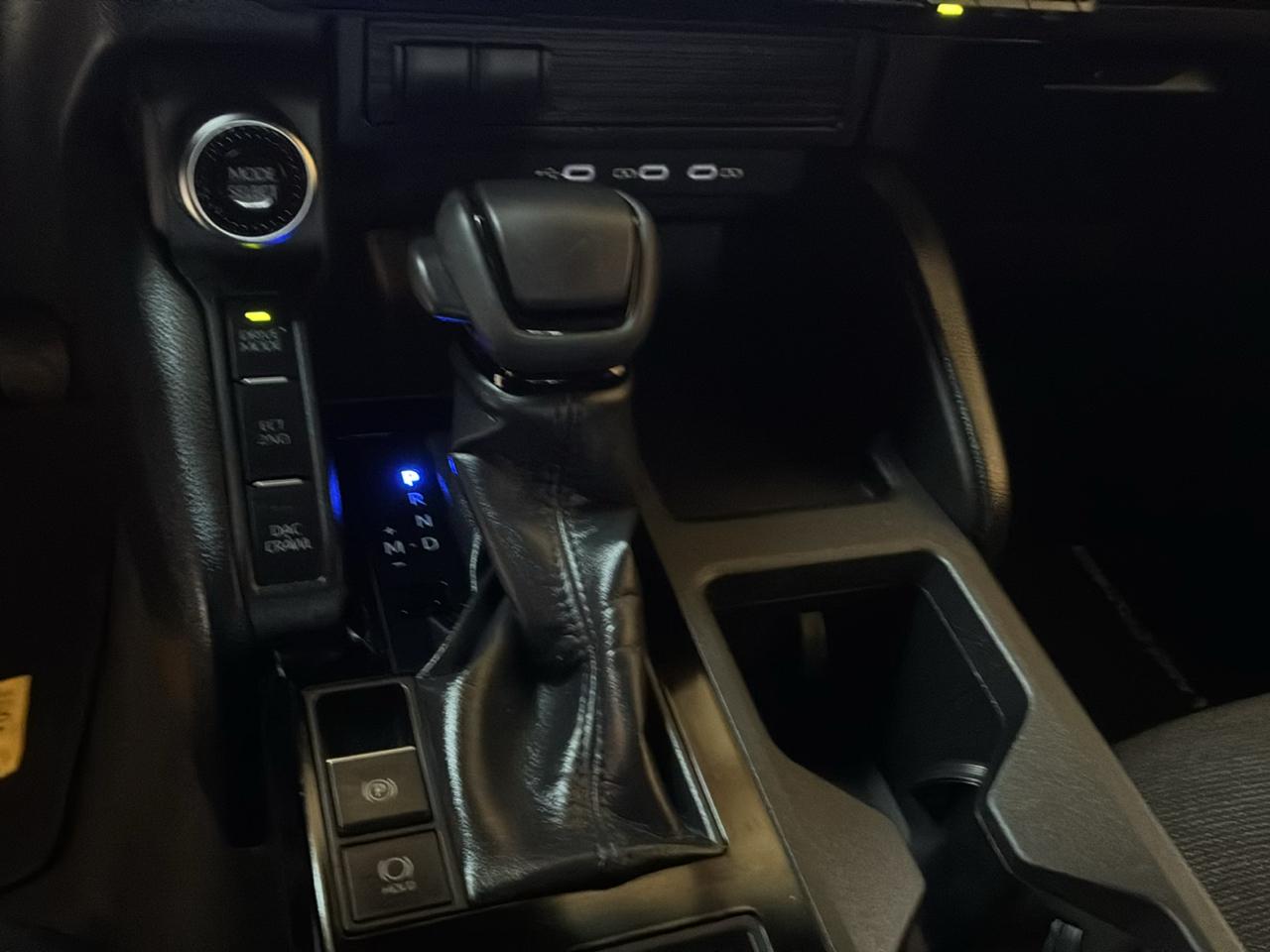 Toyota Land Cruiser 4WD (Natl) 2024