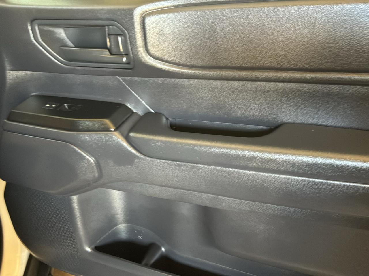 Toyota Land Cruiser 4WD (Natl) 2024