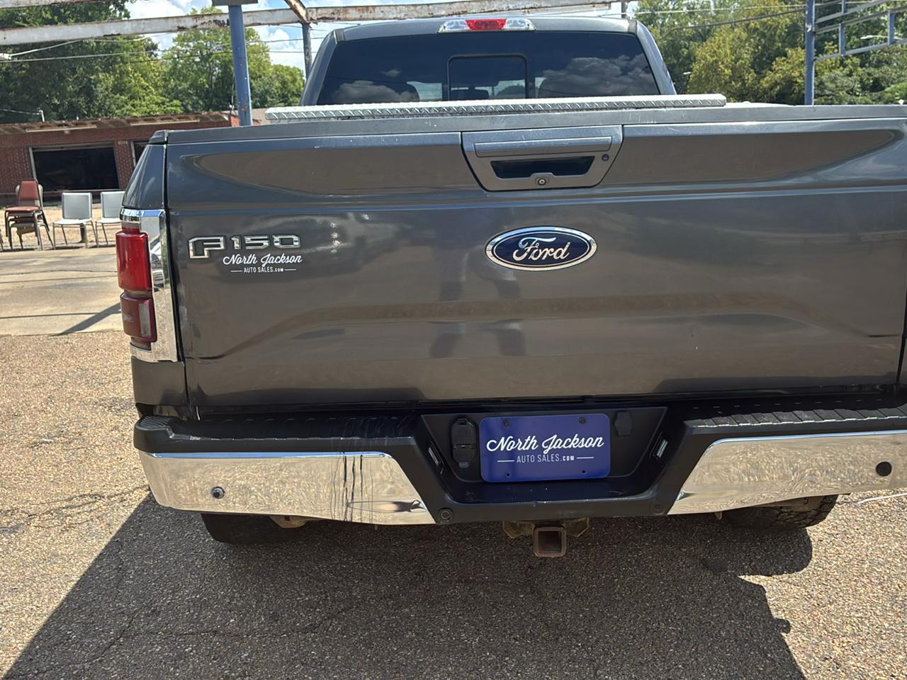 Ford F-150 4WD SuperCrew 157" Lariat w/HD Payload Pkg 2015