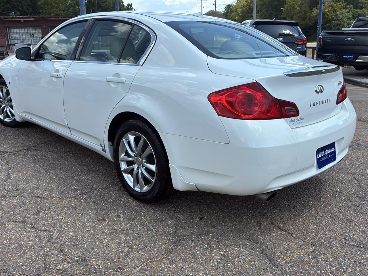 Infiniti G37 Sedan 4dr x AWD 2009