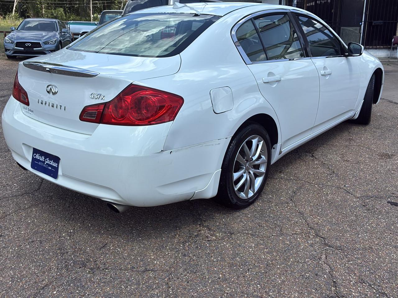 Infiniti G37 Sedan 4dr x AWD 2009