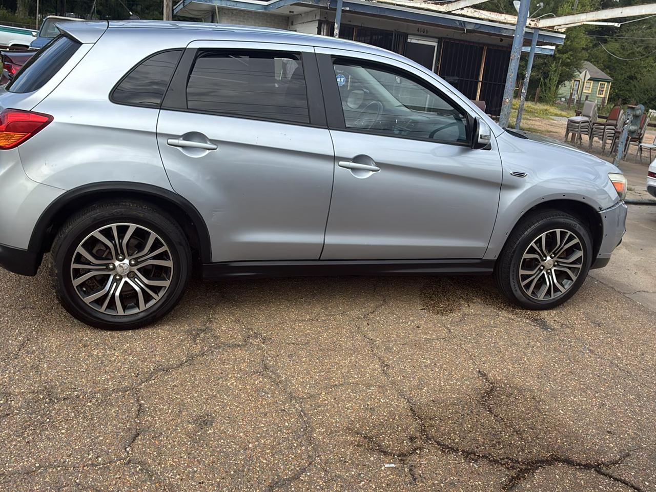 Mitsubishi Outlander Sport 2WD 4dr CVT 2.4 SE 2016