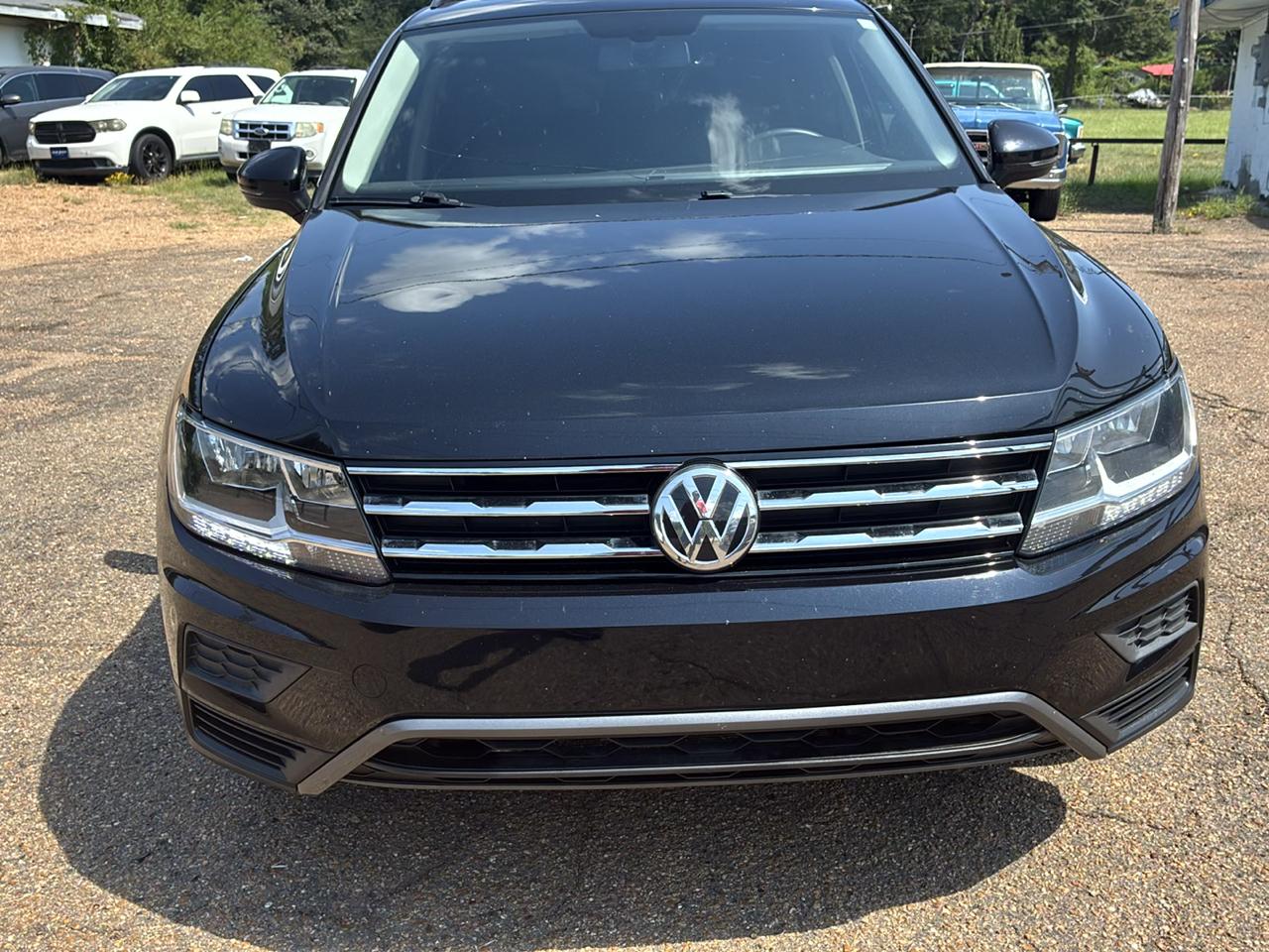 Volkswagen Tiguan 2.0T SE R-Line Black FWD 2021