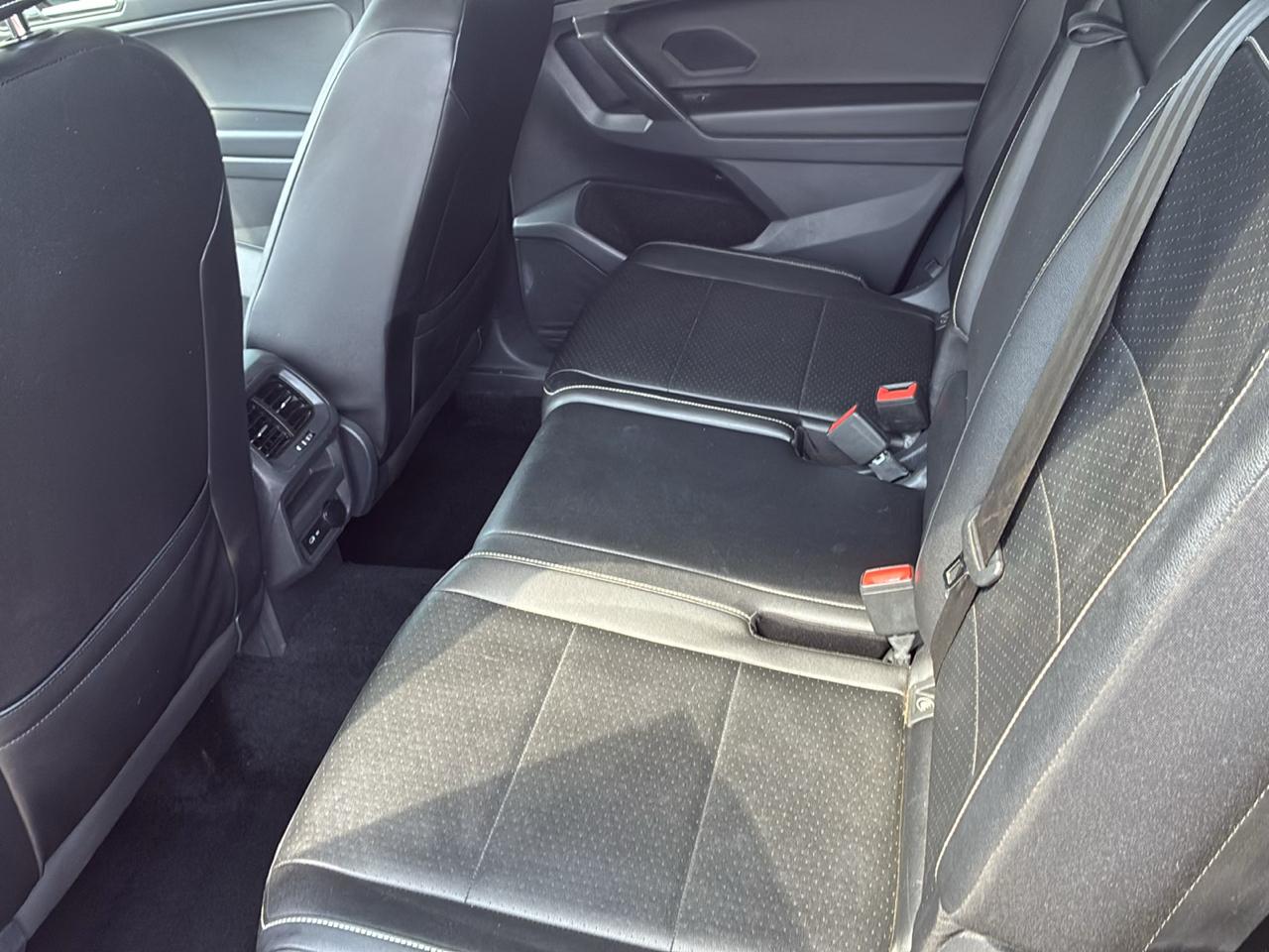 Volkswagen Tiguan 2.0T SE R-Line Black FWD 2021