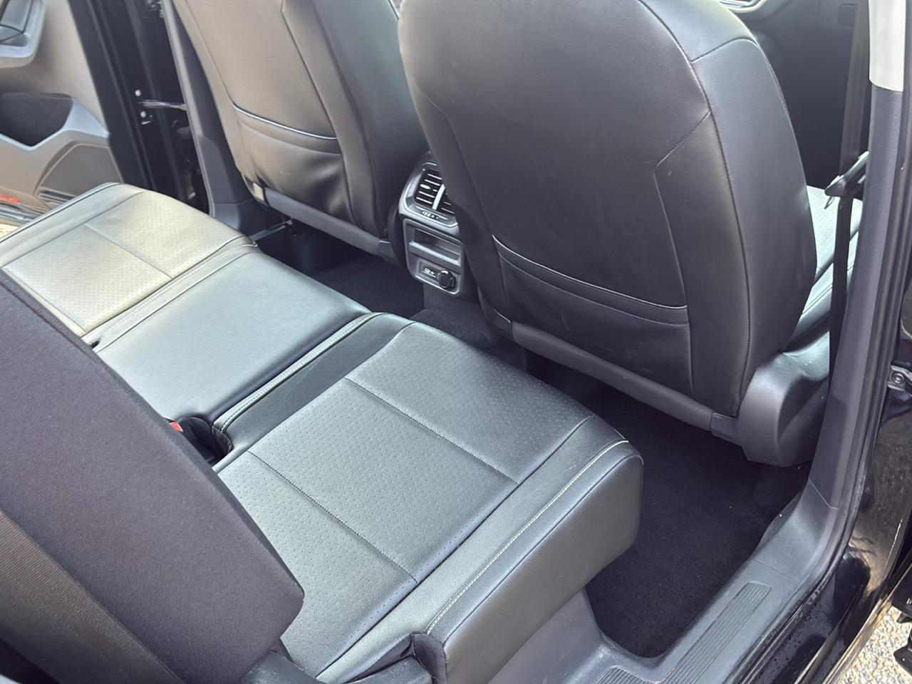 Volkswagen Tiguan 2.0T SE R-Line Black FWD 2021