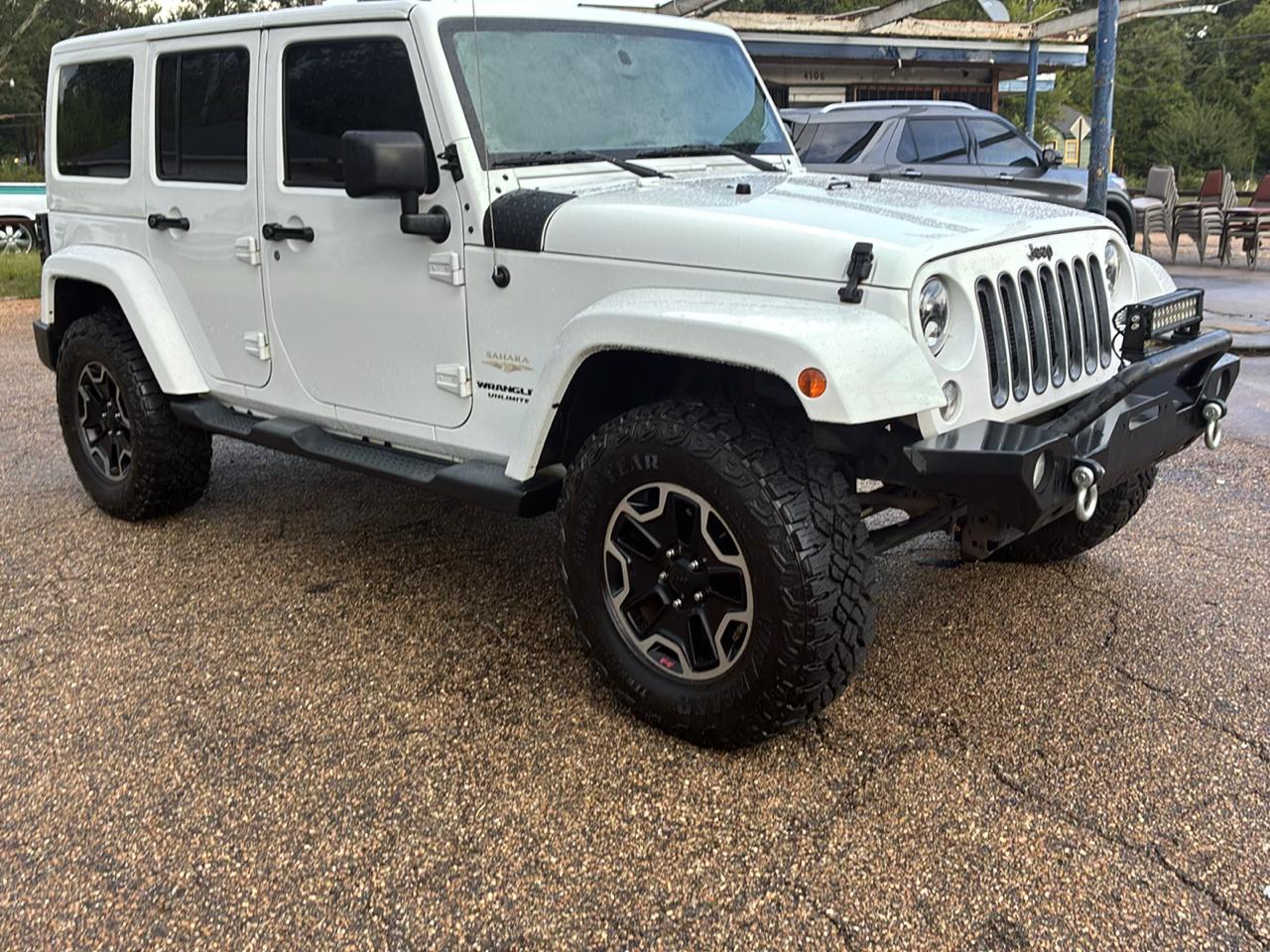 Jeep Wrangler Unlimited 4WD 4dr Sahara 2014