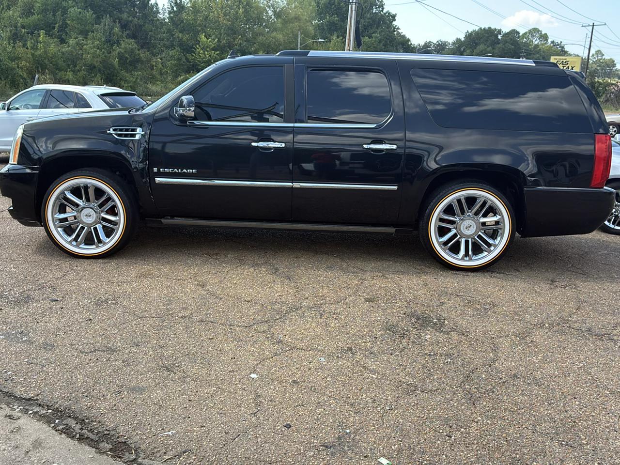 Cadillac Escalade ESV 2WD 4dr Platinum Edition 2013