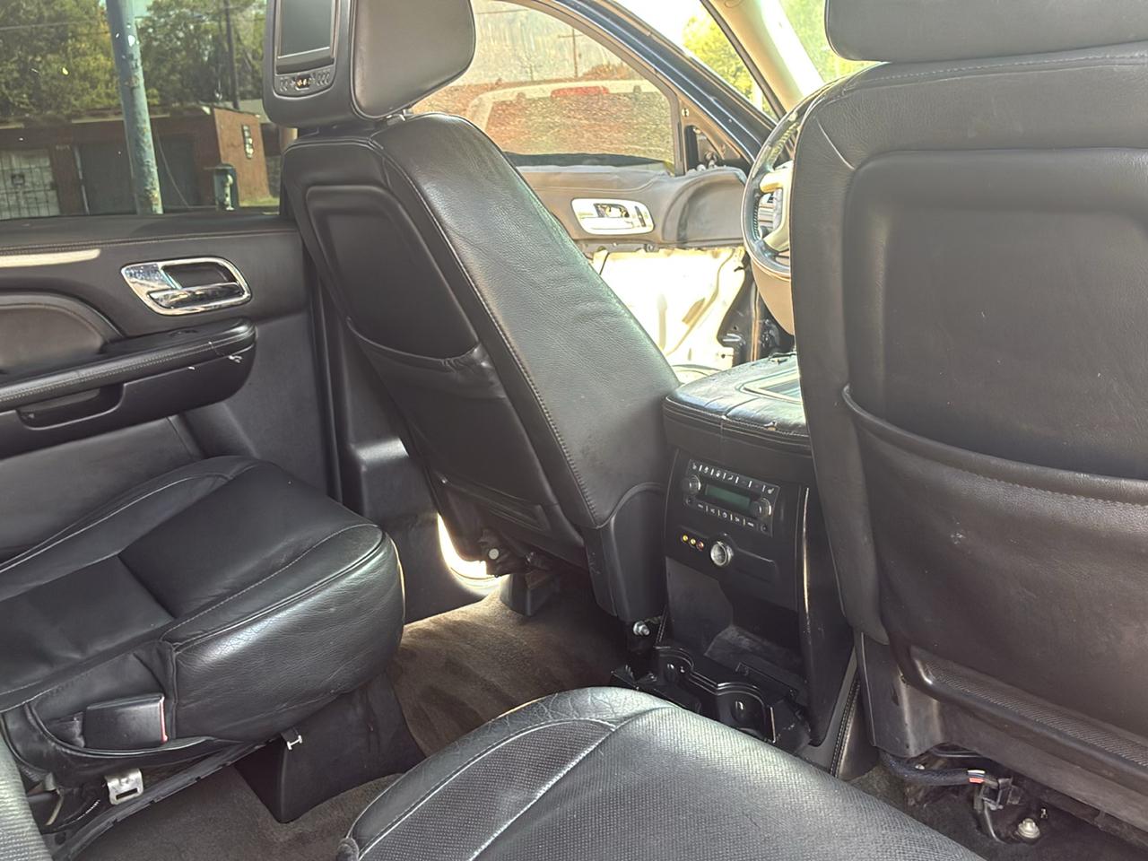 Cadillac Escalade ESV 2WD 4dr Platinum Edition 2013