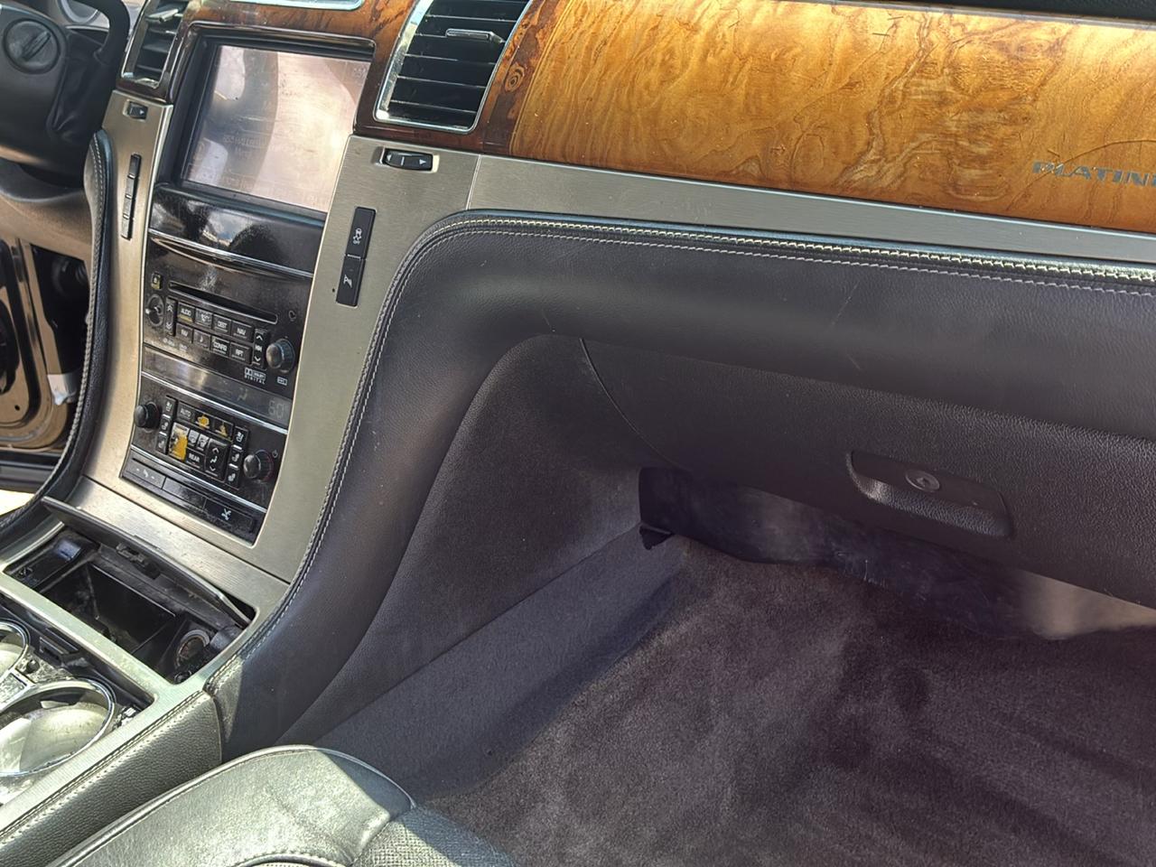 Cadillac Escalade ESV 2WD 4dr Platinum Edition 2013
