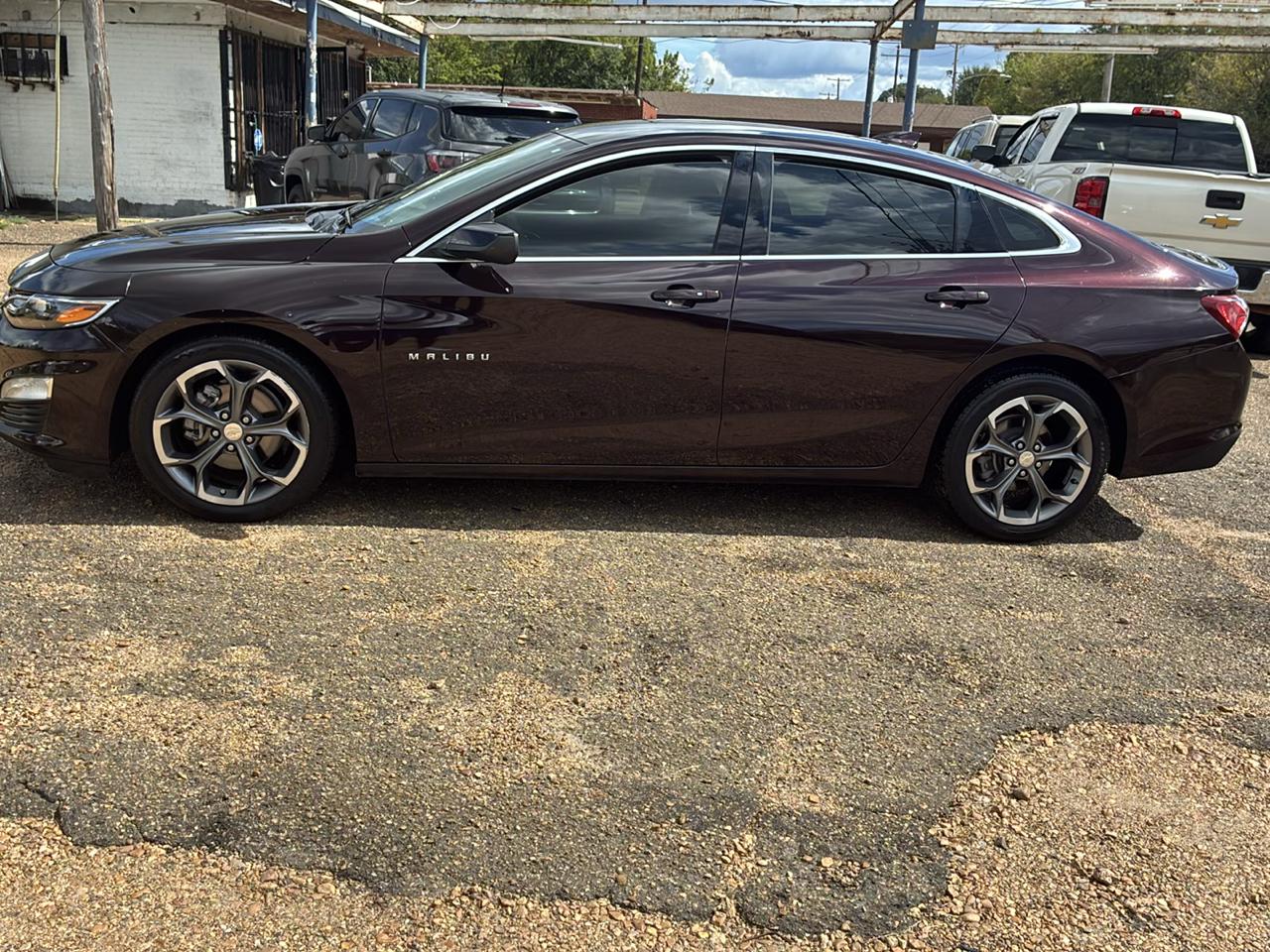 Chevrolet Malibu 4dr Sdn LT 2021