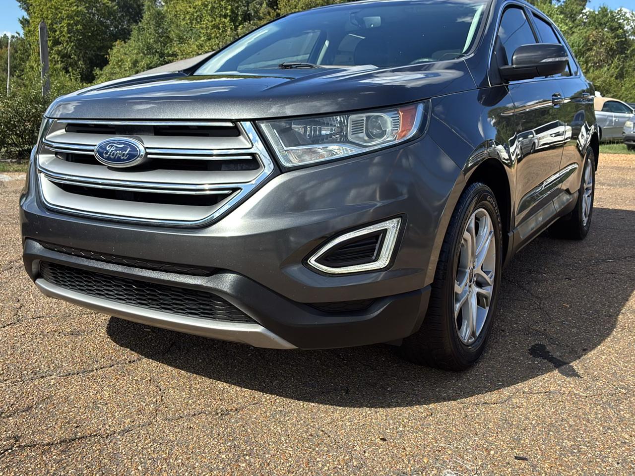Ford Edge 4dr Titanium FWD 2016