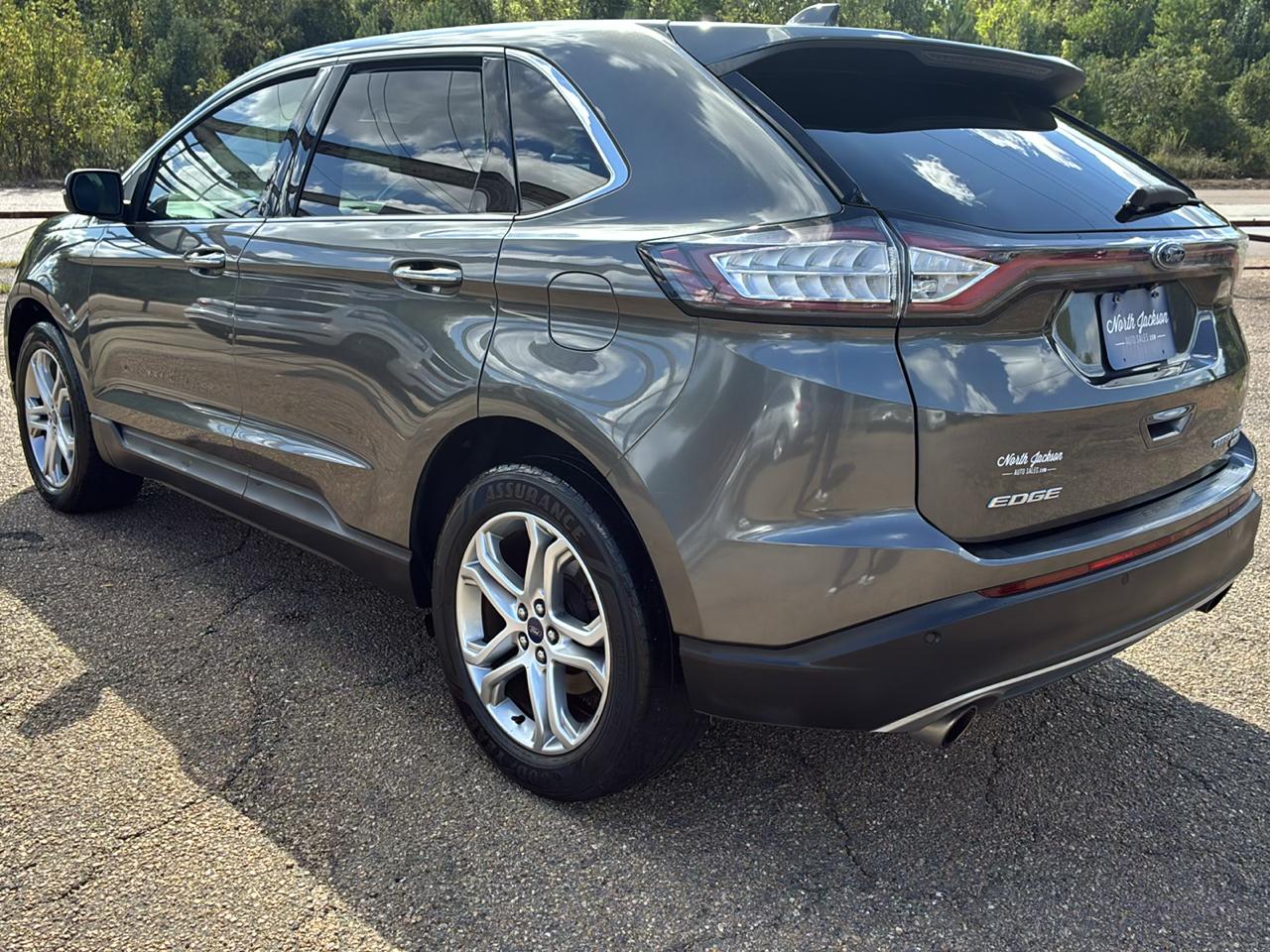 Ford Edge 4dr Titanium FWD 2016