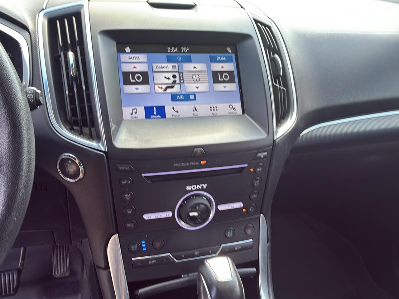 Ford Edge 4dr Titanium FWD 2016