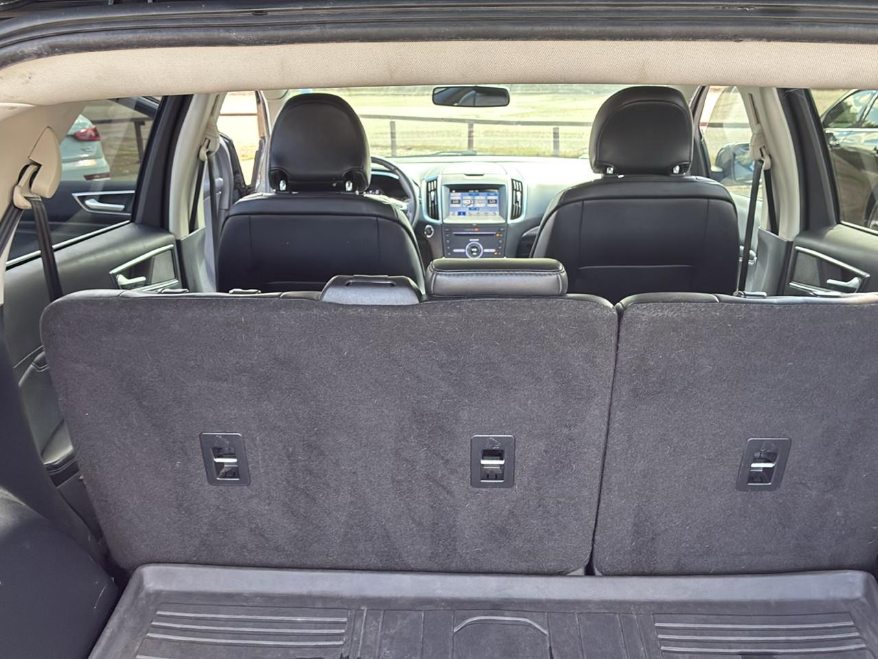 Ford Edge 4dr Titanium FWD 2016