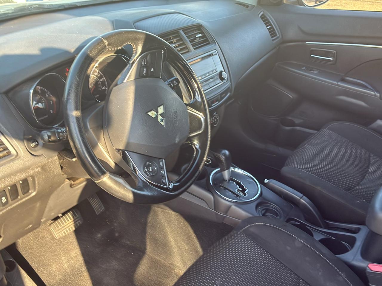 Mitsubishi Outlander Sport 2WD 4dr CVT 2.4 SE 2016