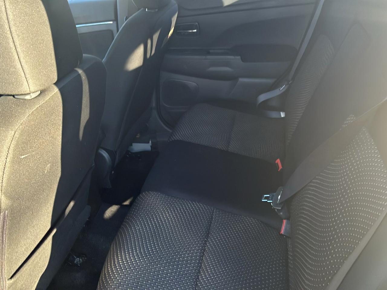 Mitsubishi Outlander Sport 2WD 4dr CVT 2.4 SE 2016
