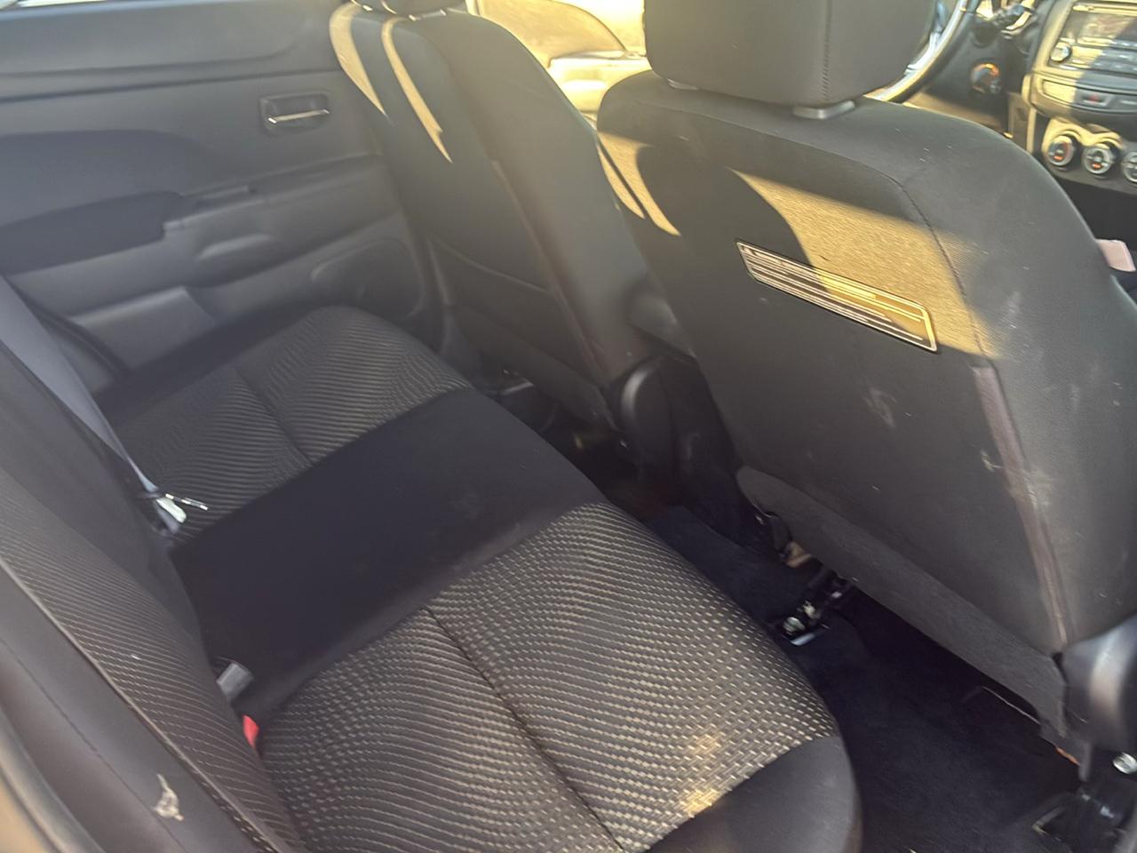 Mitsubishi Outlander Sport 2WD 4dr CVT 2.4 SE 2016