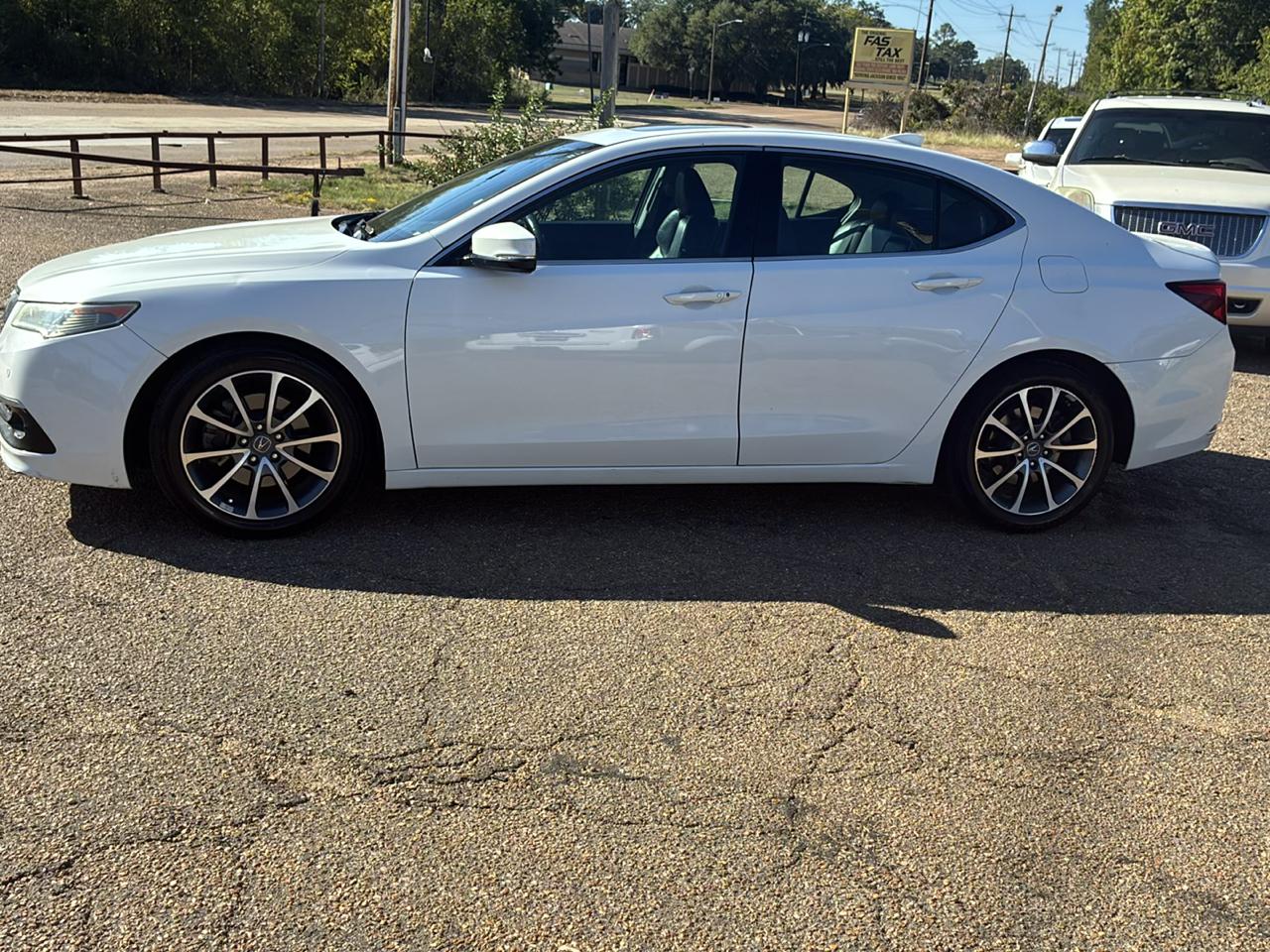 Acura TLX 4dr Sdn FWD V6 Advance 2016