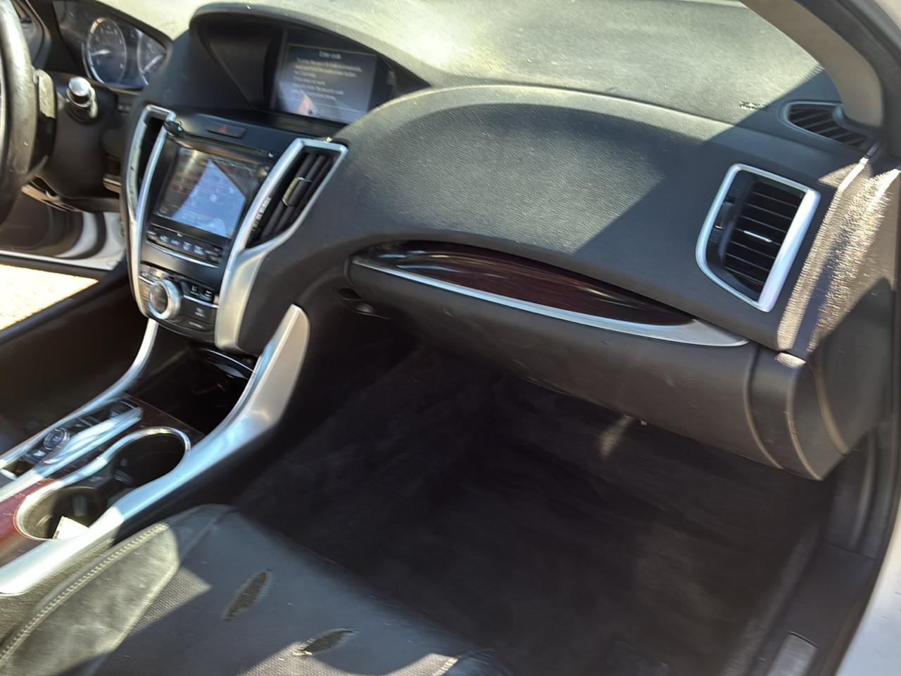 Acura TLX 4dr Sdn FWD V6 Advance 2016
