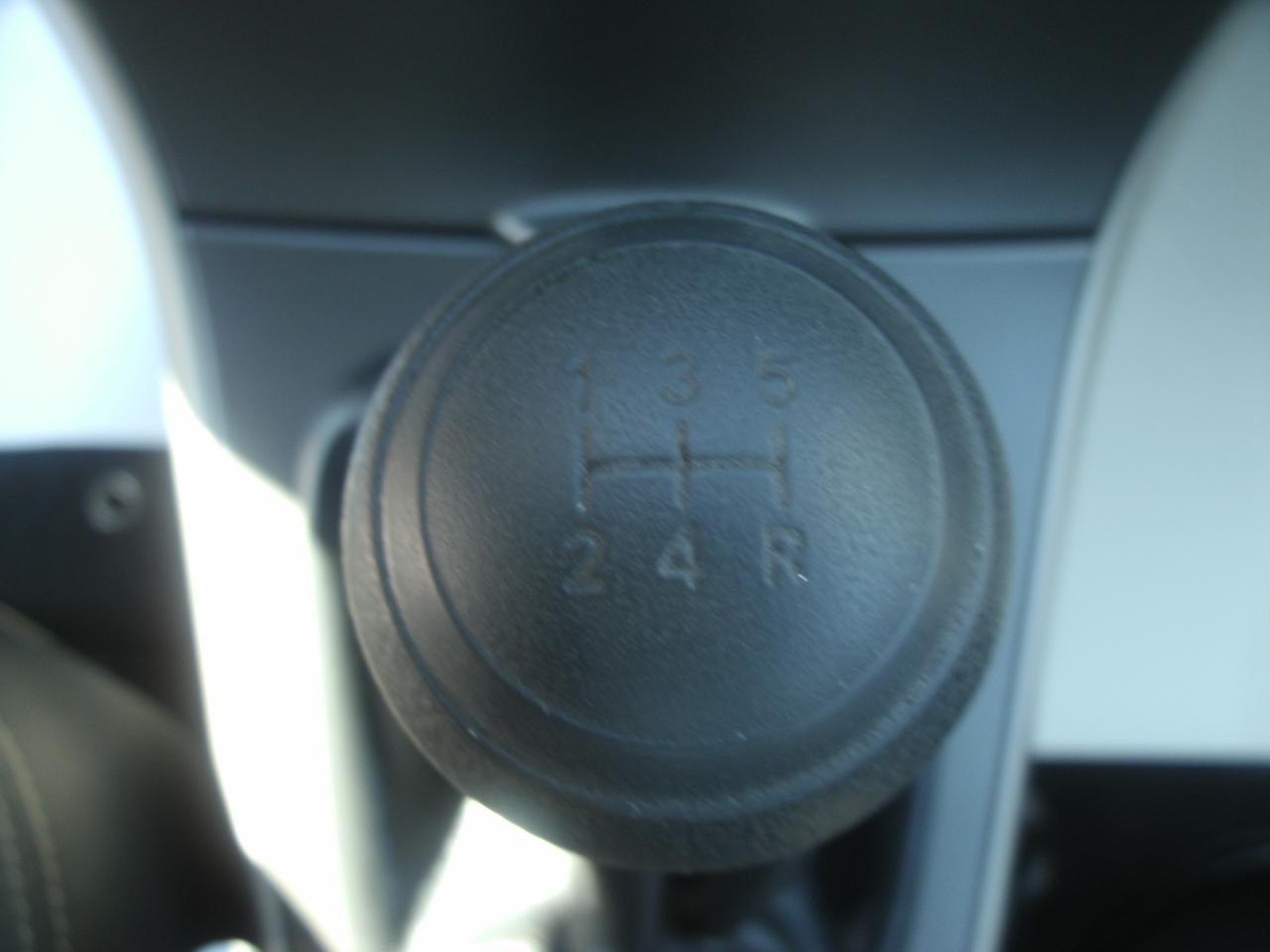 Toyota Corolla S 5-Speed MT 2012