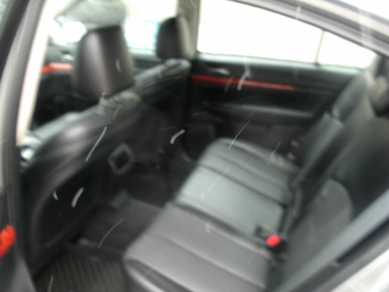 Subaru Legacy Limited 4D Sedan 2011